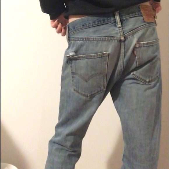 VINTAGE LEVIS!! - Picture 3 of 6